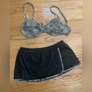 Bathing suit with skort